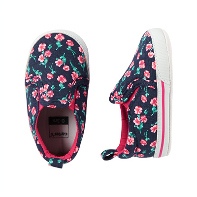 [13745A35] Carter&#039;sFloral Slip-On Crib Shoes